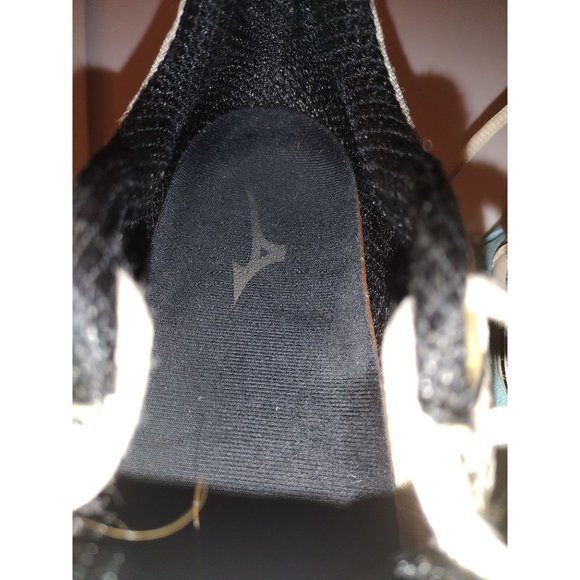 Women's Mizuno Wave Inspire 10th Anniversary Size 10 White Running Sneaker - Picture 10 of 11